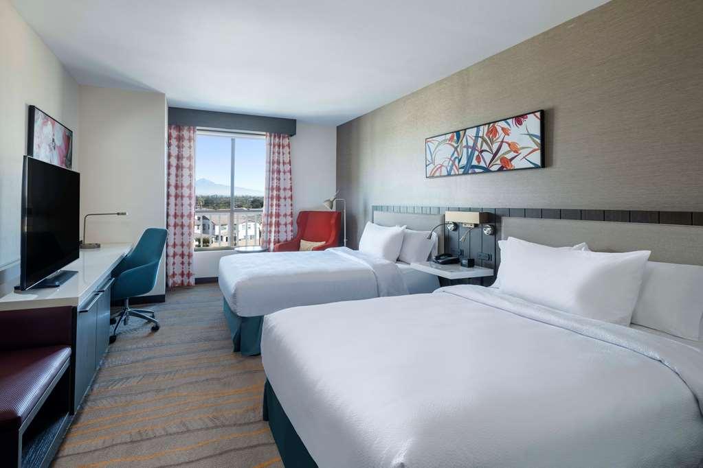 Hilton Garden Inn Pomona, CA Habitación foto